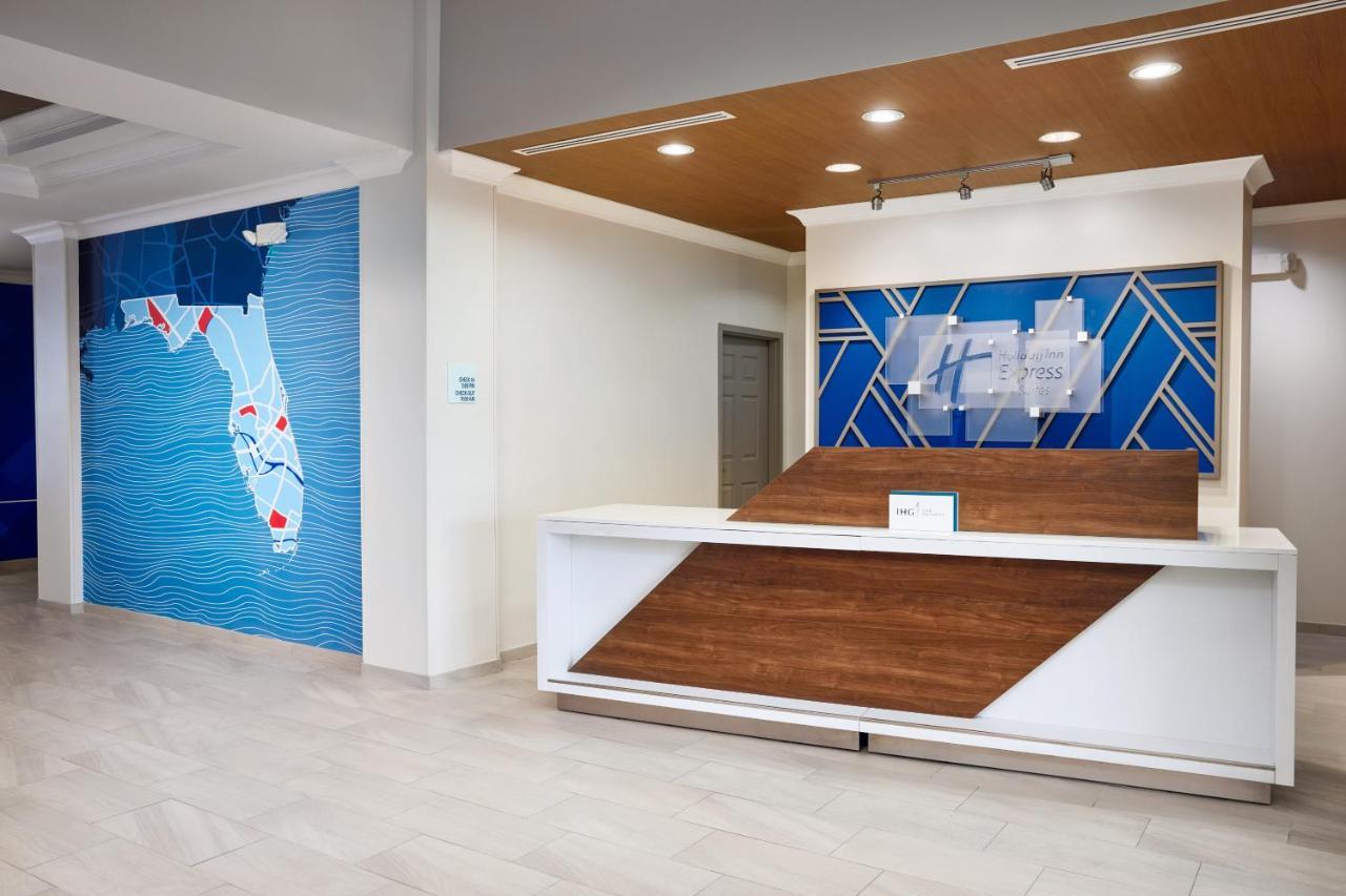 Holiday Inn Express Hotel & Suites Port St. Lucie West By Ihg Exteriör bild